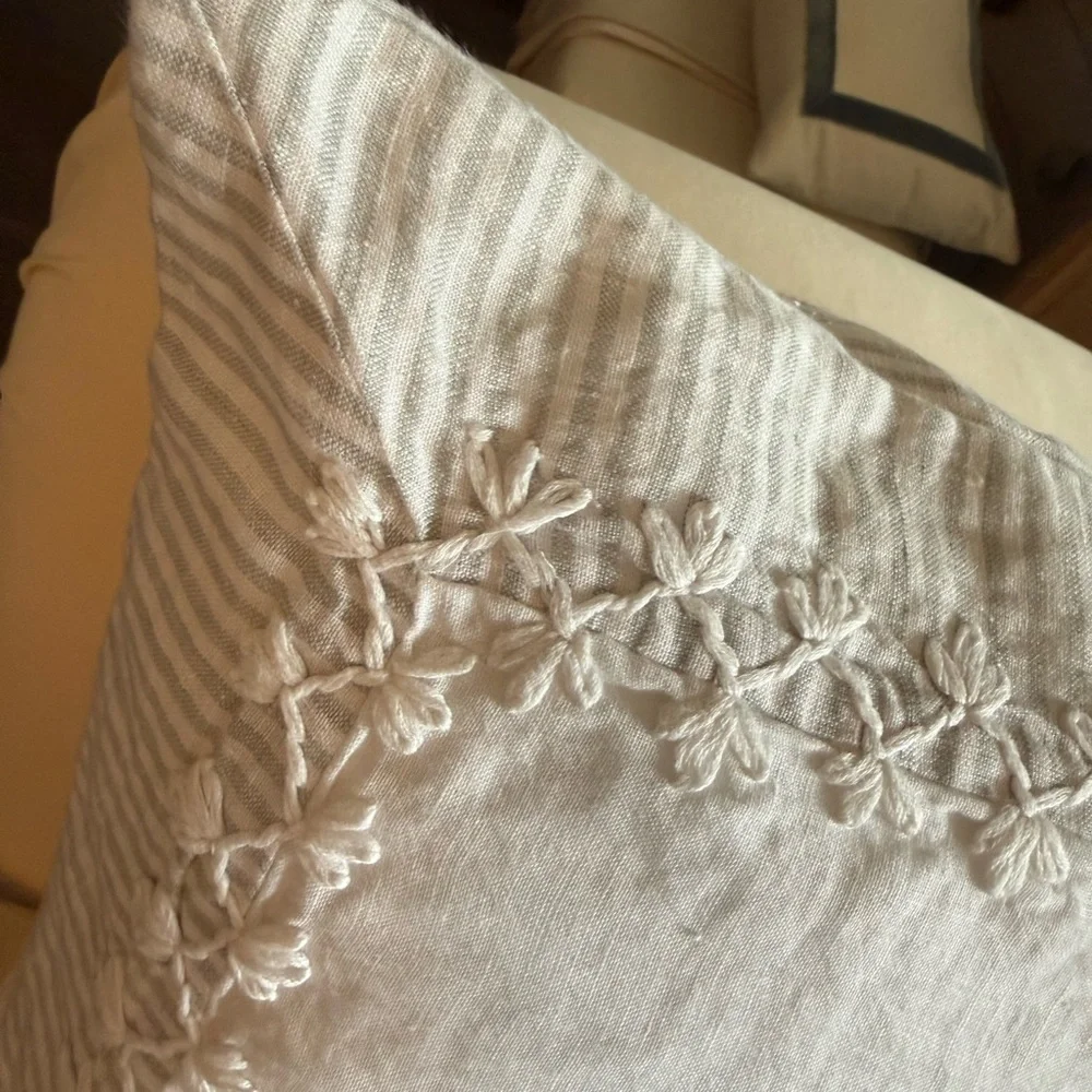 SERENA & LILY Linen Pillow Cover 26x26